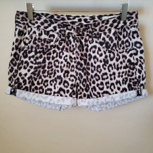 Rag & Bone Rolled Cuff Snow Leopard Print Jean Shorts - Picture 2 of 16